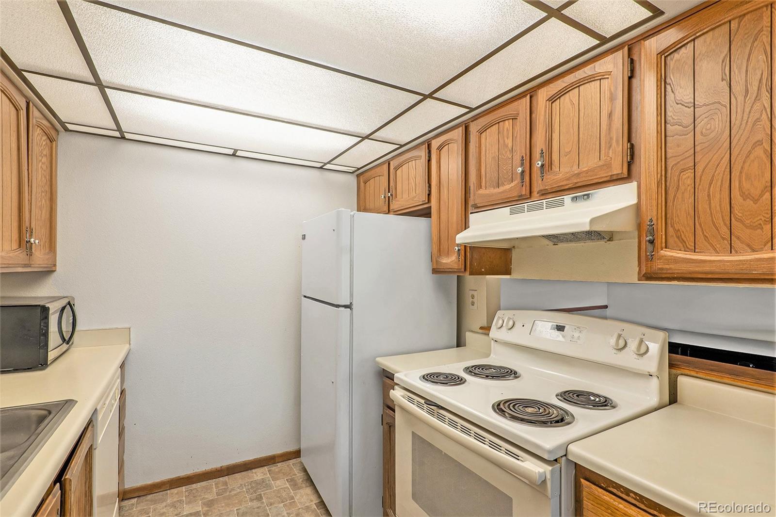 MLS Image #4 for 14436 e 1st drive,aurora, Colorado