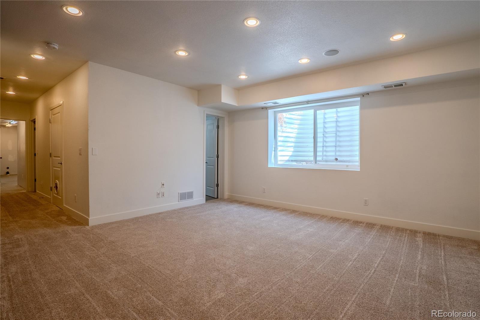 MLS Image #29 for 99 w bayaud avenue,denver, Colorado