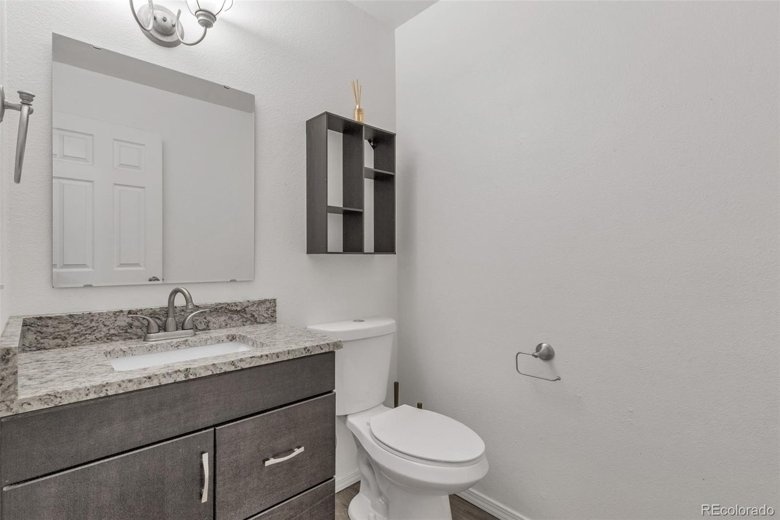 MLS Image #13 for 9747  croke drive ,denver, Colorado