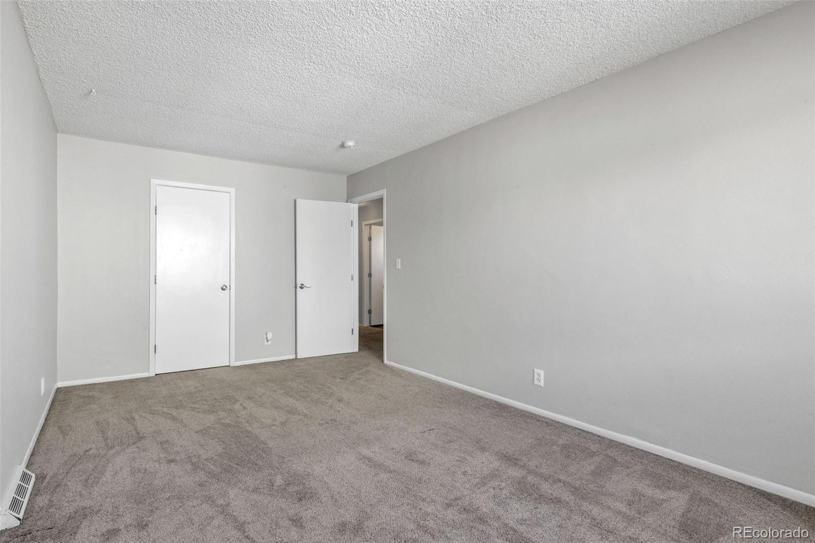 MLS Image #20 for 9747  croke drive ,denver, Colorado