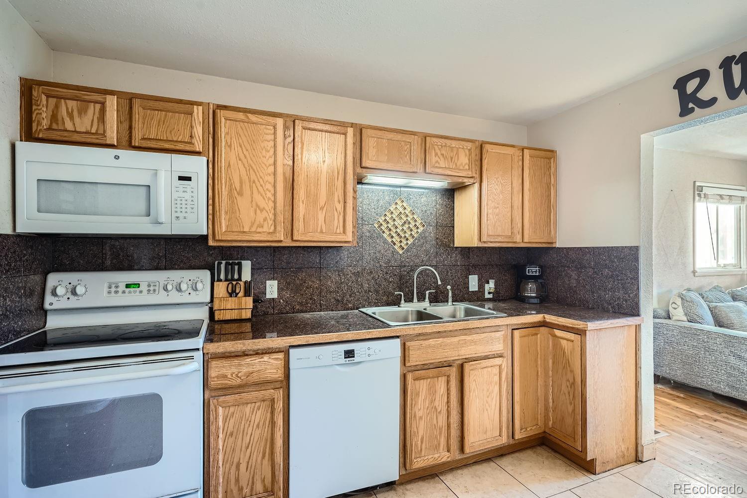 MLS Image #4 for 258 s zenobia street,denver, Colorado