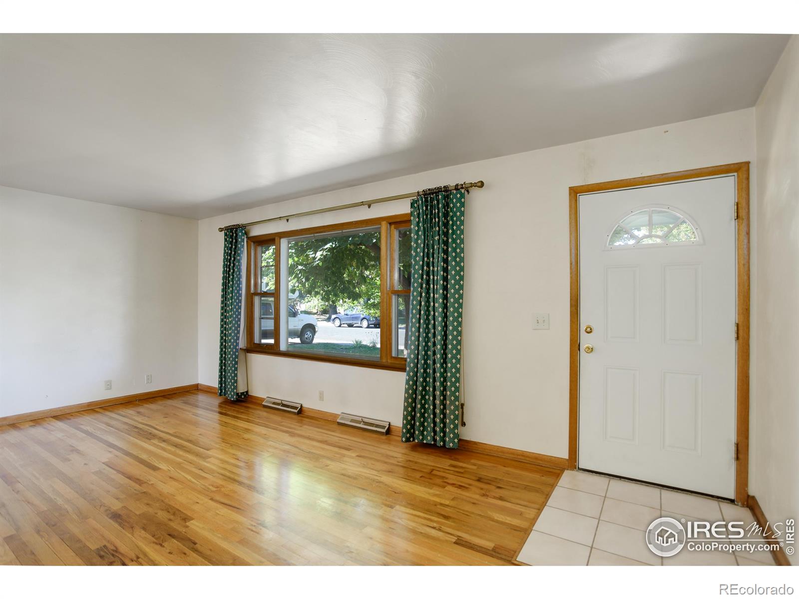 MLS Image #5 for 2524  spruce drive,loveland, Colorado