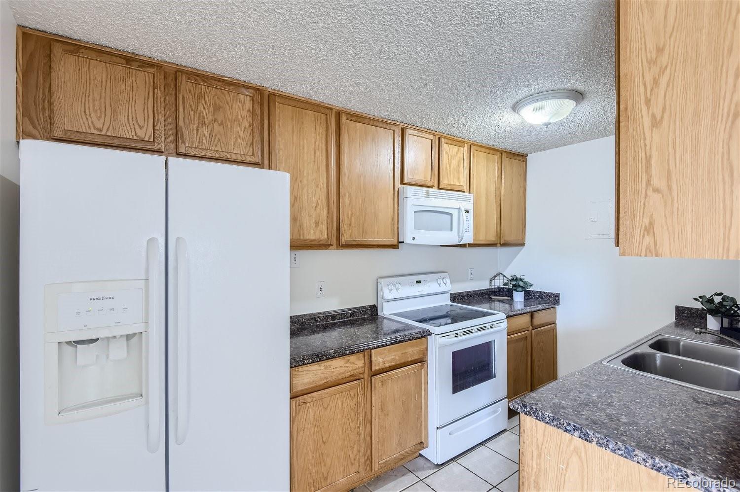 MLS Image #5 for 2225  buchtel boulevard,denver, Colorado