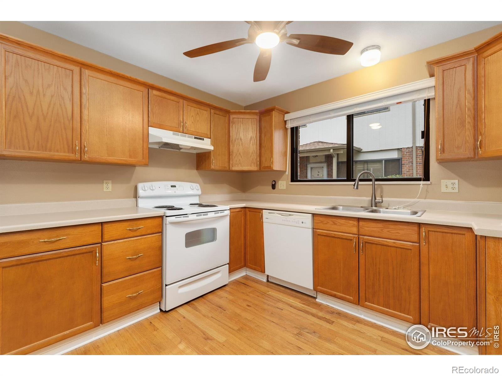 MLS Image #9 for 1001  strachan drive,fort collins, Colorado