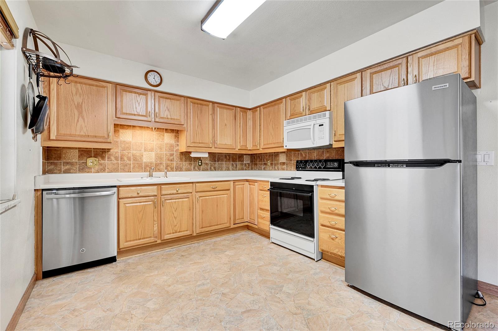 MLS Image #14 for 12102 e hawaii drive,aurora, Colorado