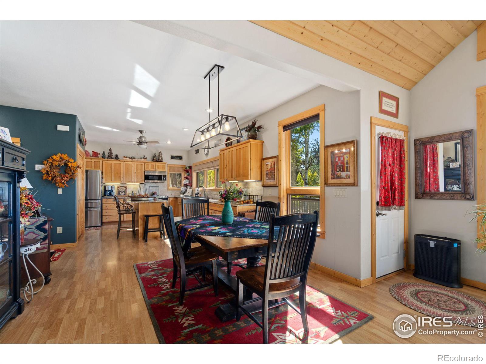 MLS Image #9 for 681  iron mountain drive,livermore, Colorado