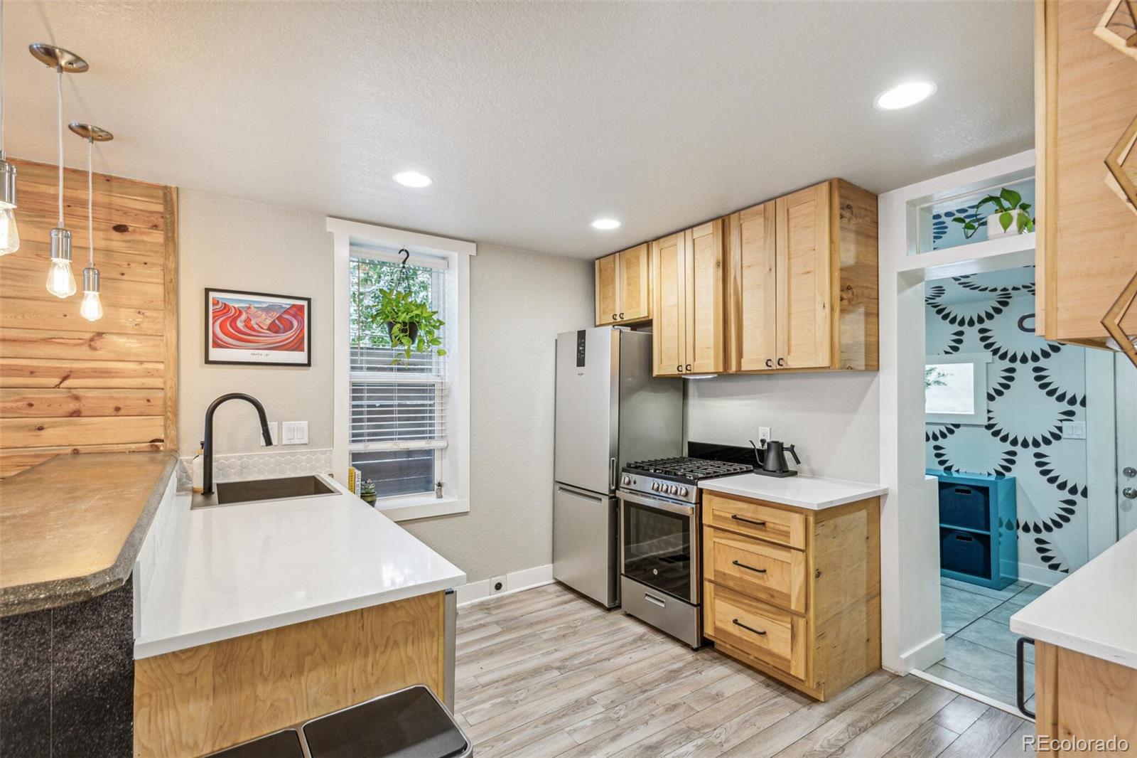 MLS Image #9 for 1025 w 37th avenue,denver, Colorado