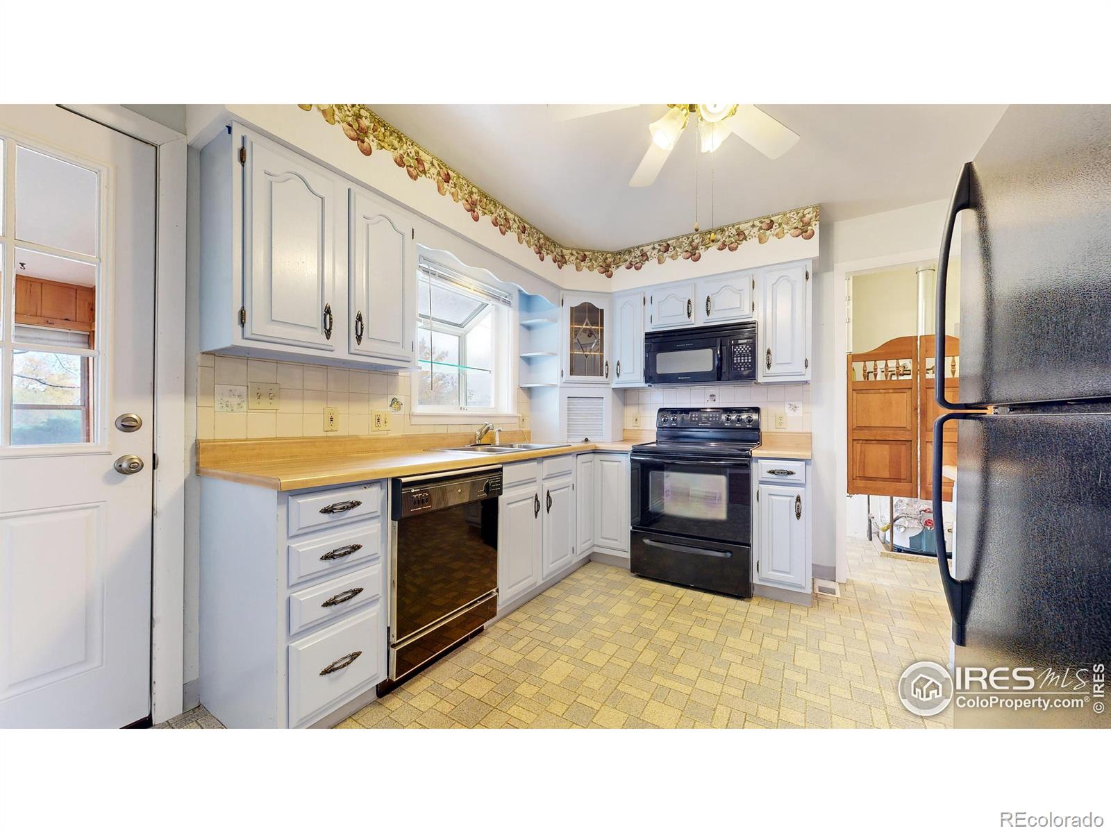 MLS Image #6 for 1253  riverview drive,loveland, Colorado