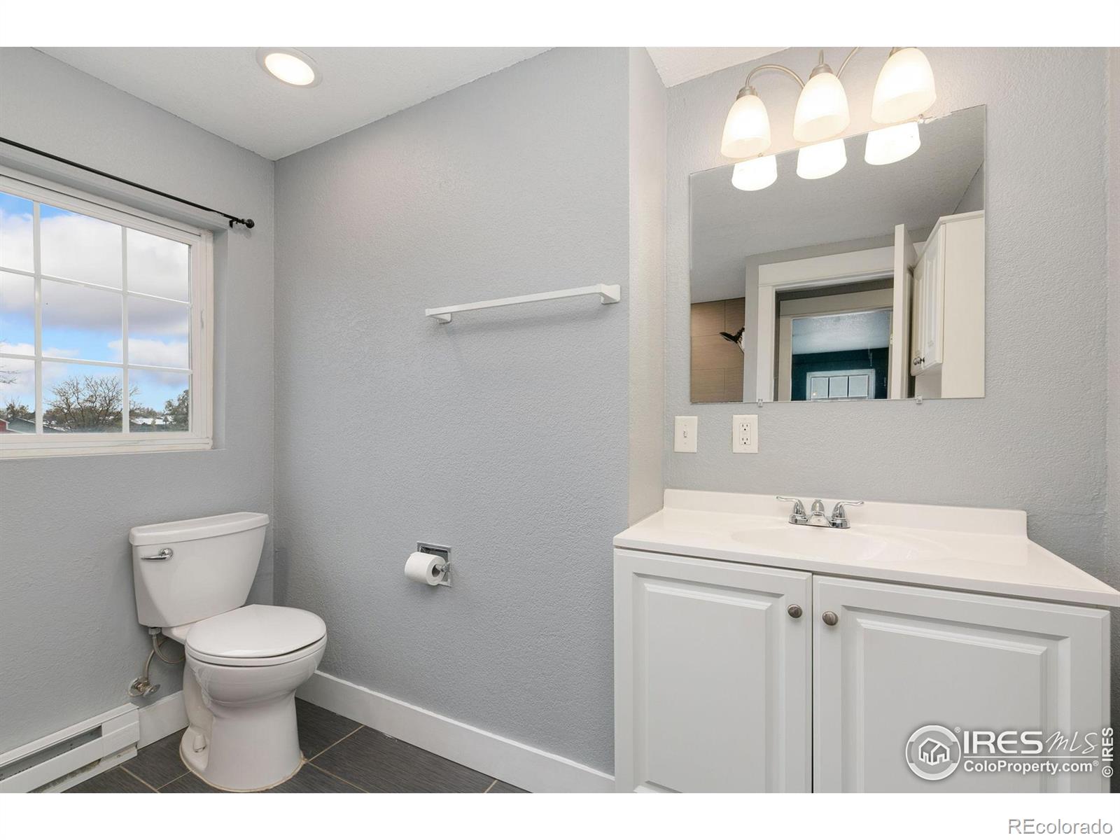 MLS Image #17 for 768  ptarmigan run,loveland, Colorado