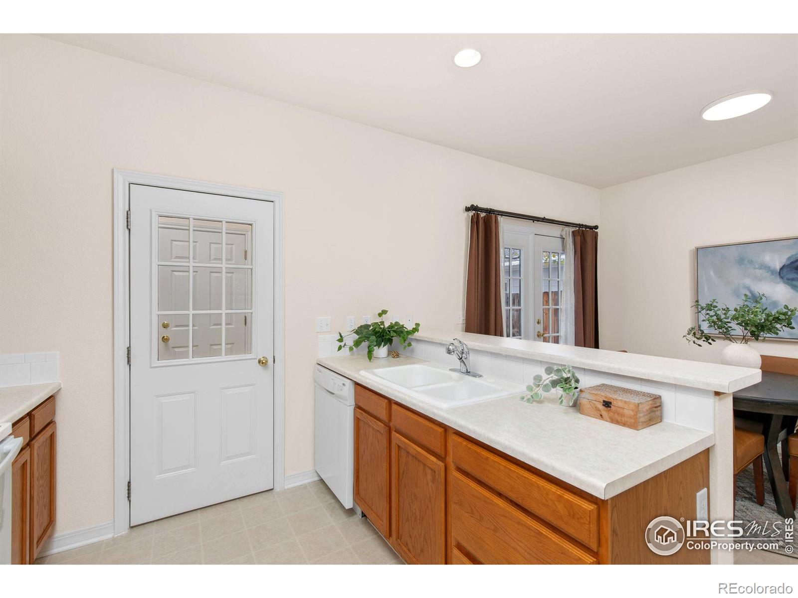 MLS Image #5 for 1234 s emery street,longmont, Colorado