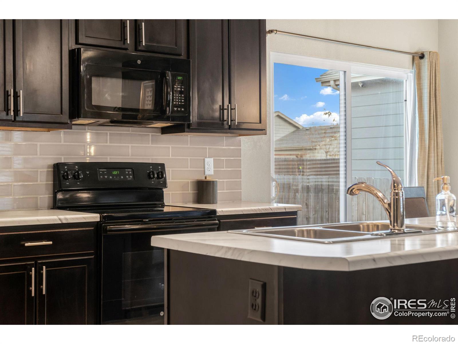 MLS Image #18 for 702  settlers drive,milliken, Colorado