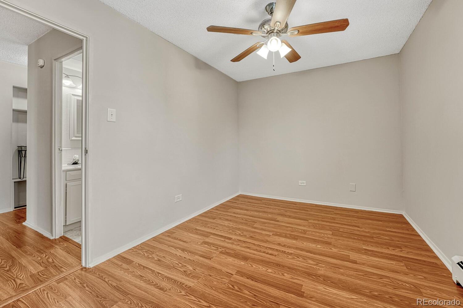 MLS Image #15 for 700 s alton way,denver, Colorado