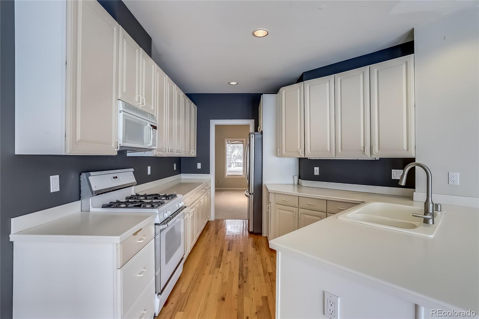 MLS Image #3 for 391 n ogden street,denver, Colorado