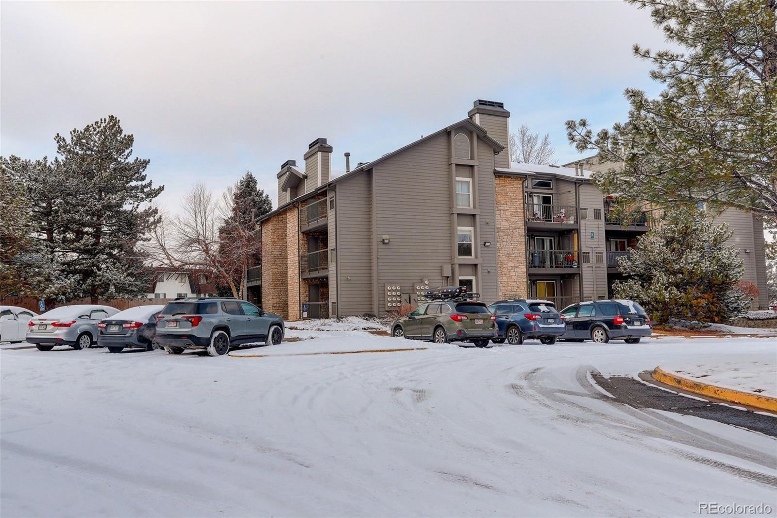 MLS Image #19 for 2575 s syracuse way 108,denver, Colorado