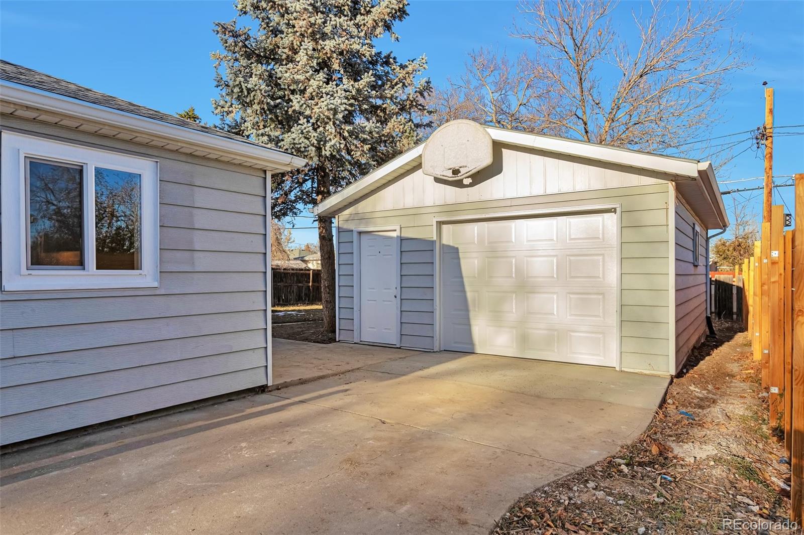 MLS Image #2 for 862 n uvalda street,aurora, Colorado