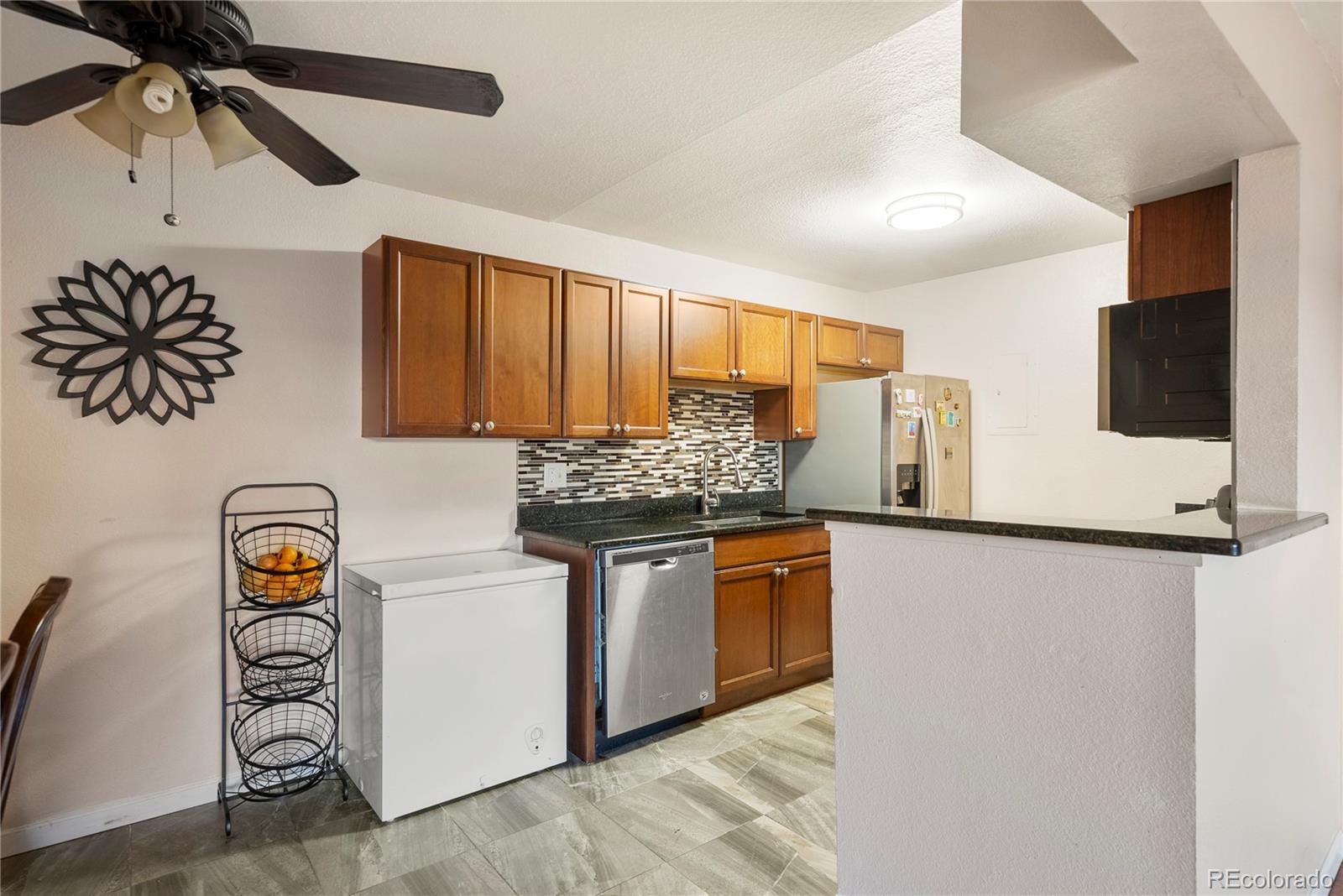 MLS Image #5 for 10150 e virginia avenue 2-205,denver, Colorado