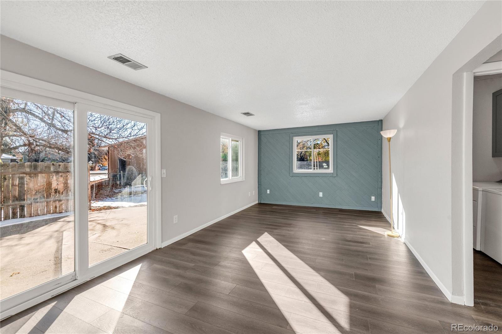 MLS Image #10 for 9562 w 75th avenue,arvada, Colorado