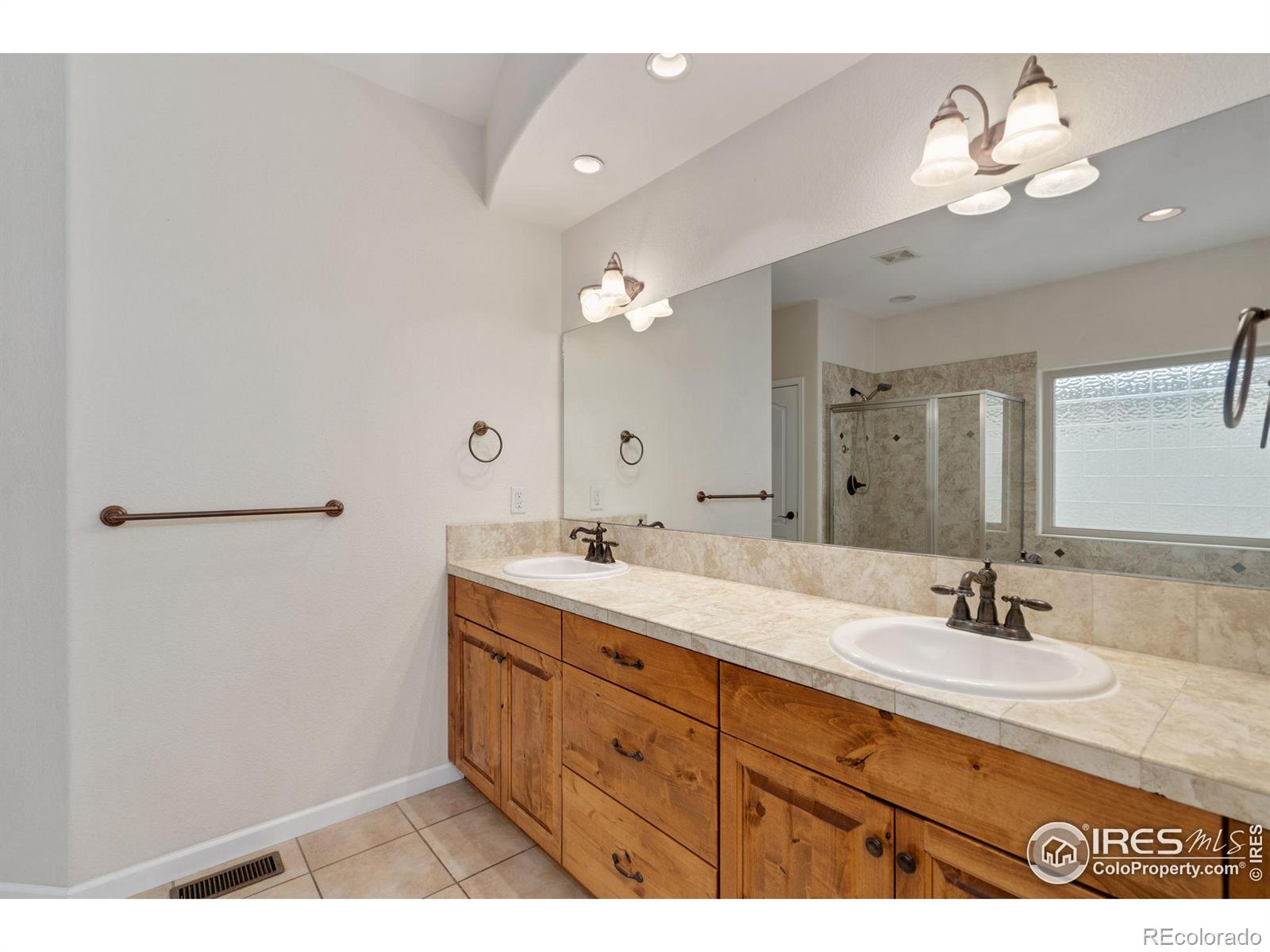 MLS Image #19 for 5270  coral burst circle,loveland, Colorado