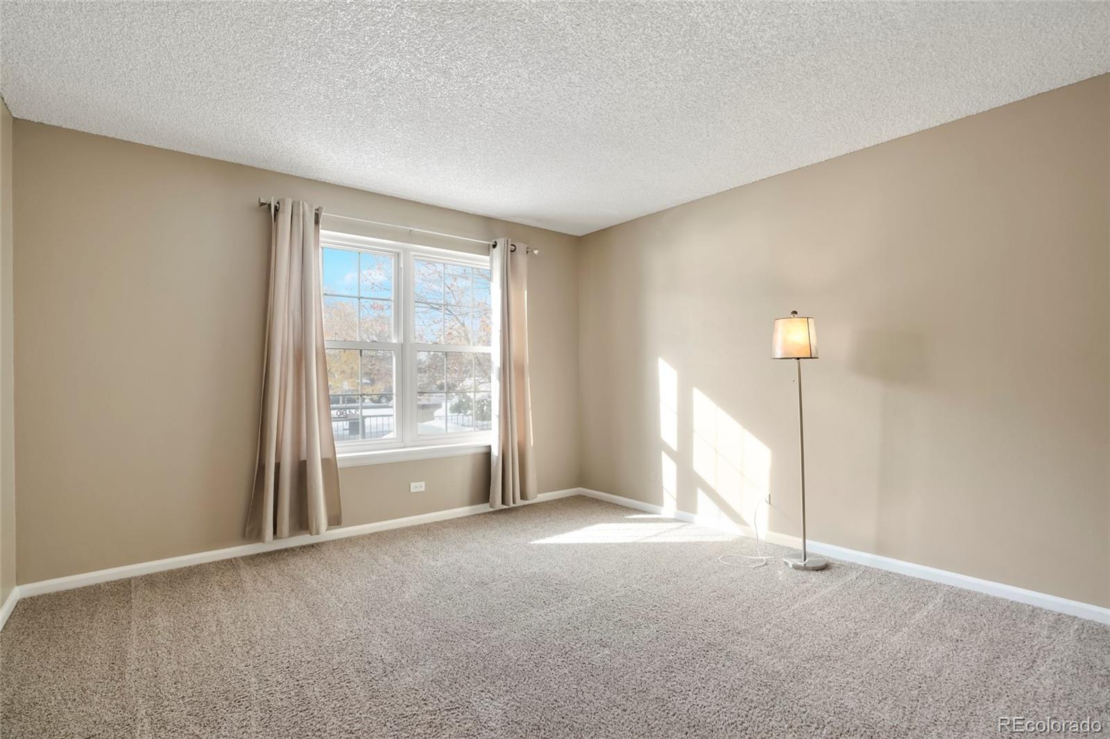 MLS Image #10 for 3490 s akron street 4,denver, Colorado