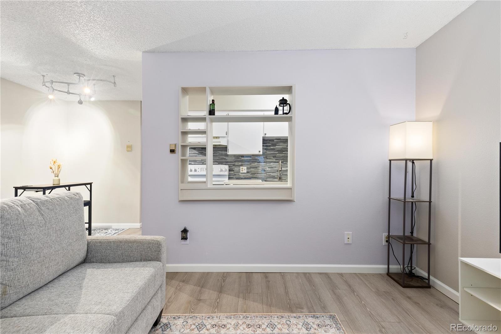 MLS Image #5 for 5770 e warren avenue,denver, Colorado