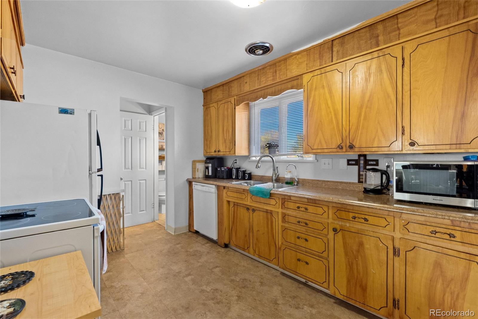 MLS Image #7 for 401  county road 27 ,brighton, Colorado