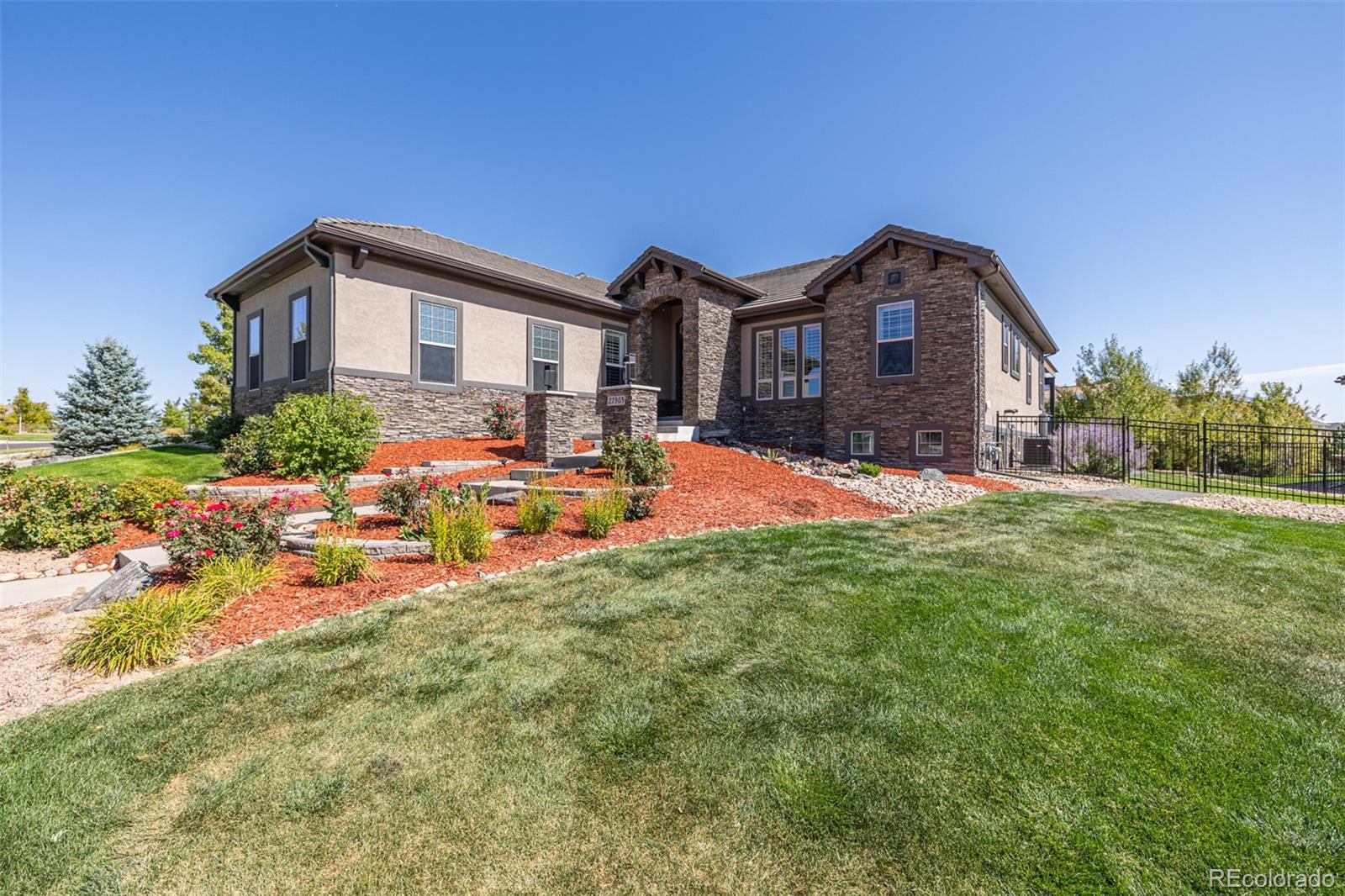 MLS Image #5 for 27365 e jamison circle,aurora, Colorado