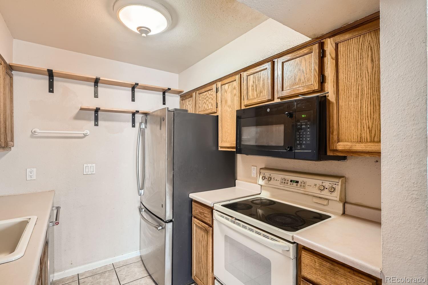 MLS Image #6 for 459  wright street 202,lakewood, Colorado