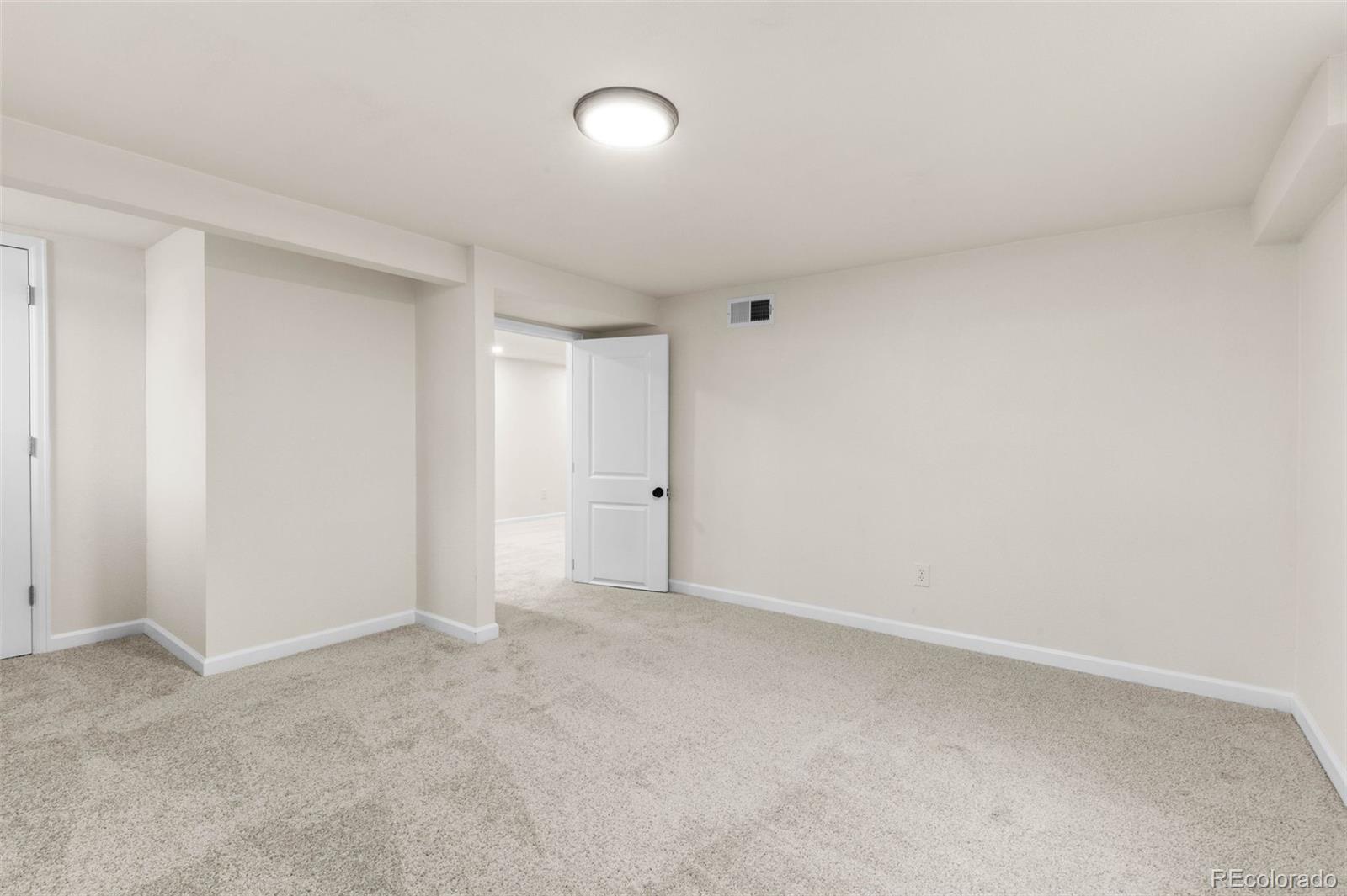 MLS Image #38 for 7555 e 22nd avenue,denver, Colorado