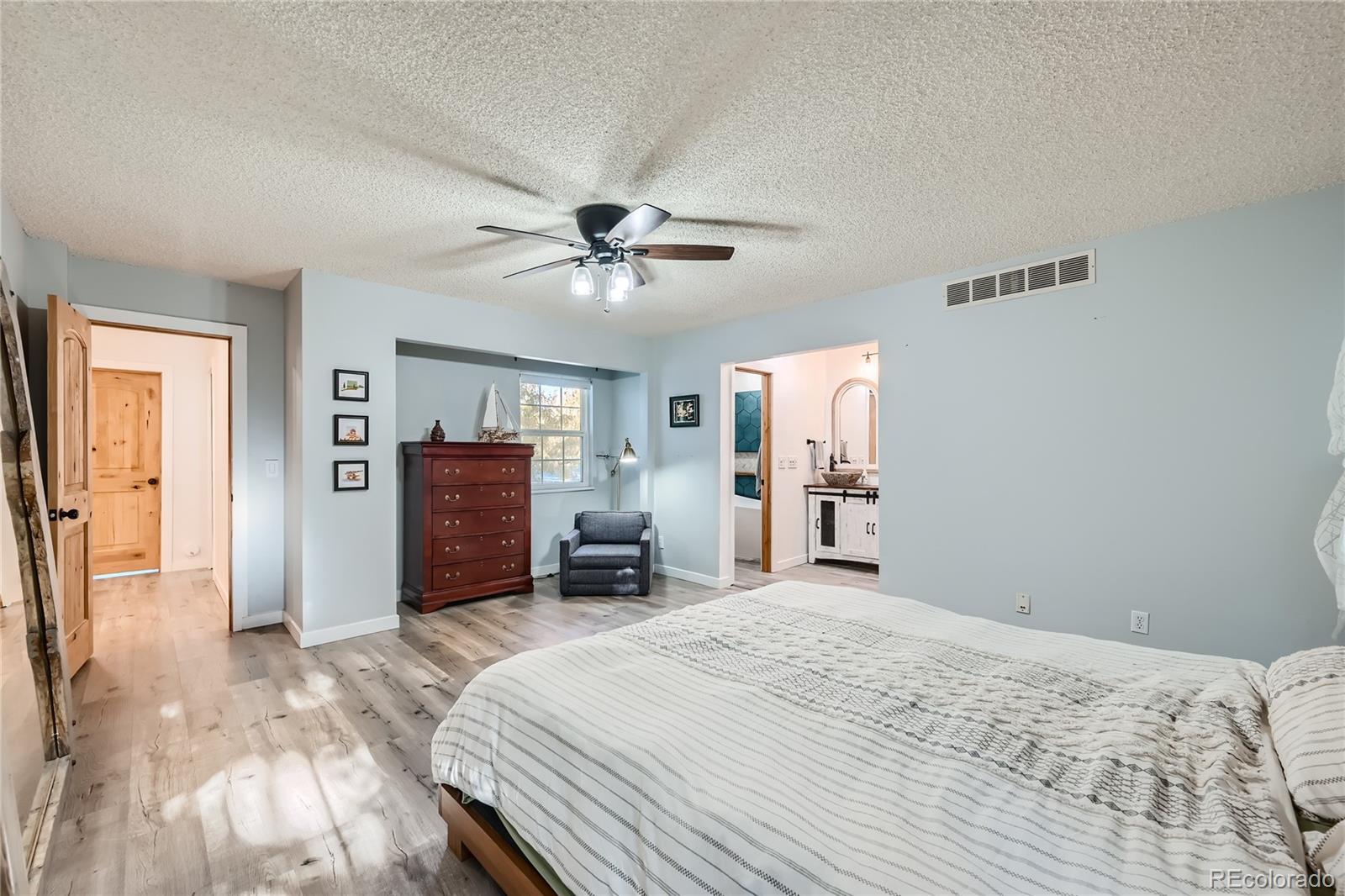 MLS Image #14 for 2824 s wheeling way ,aurora, Colorado