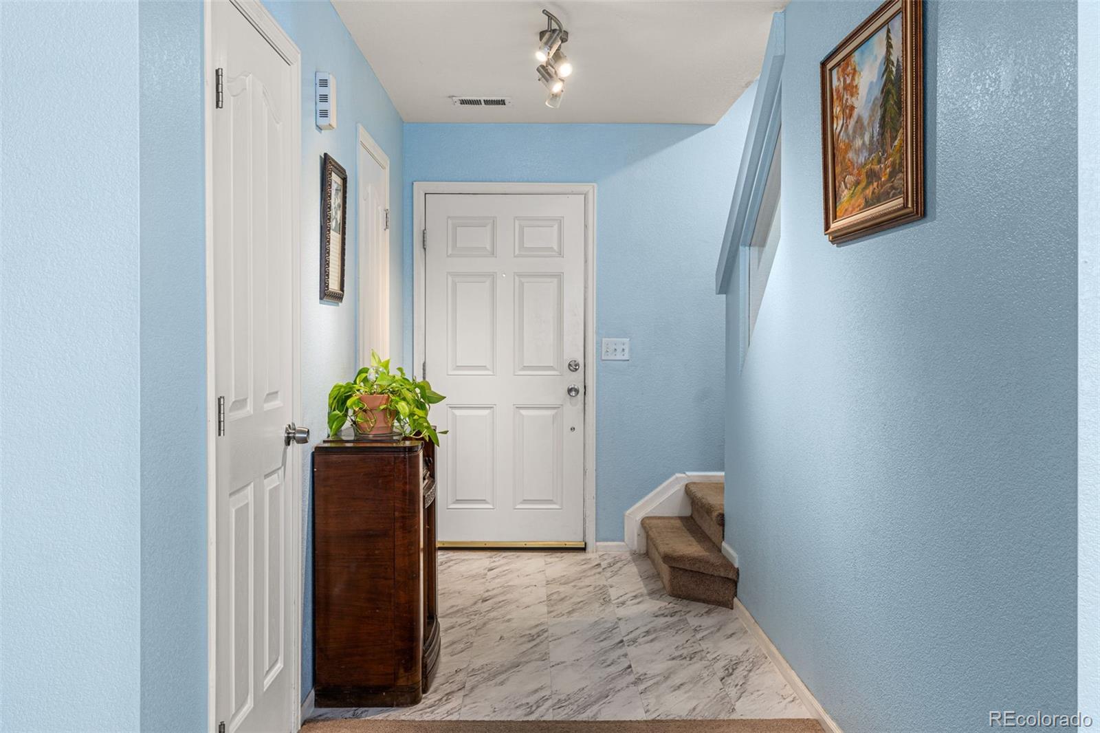 MLS Image #18 for 19525  robins drive,denver, Colorado