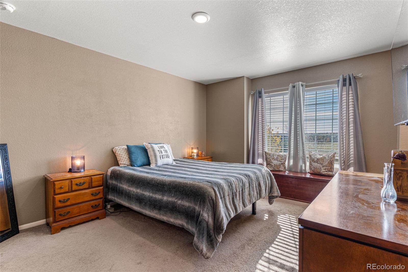 MLS Image #24 for 19525  robins drive,denver, Colorado