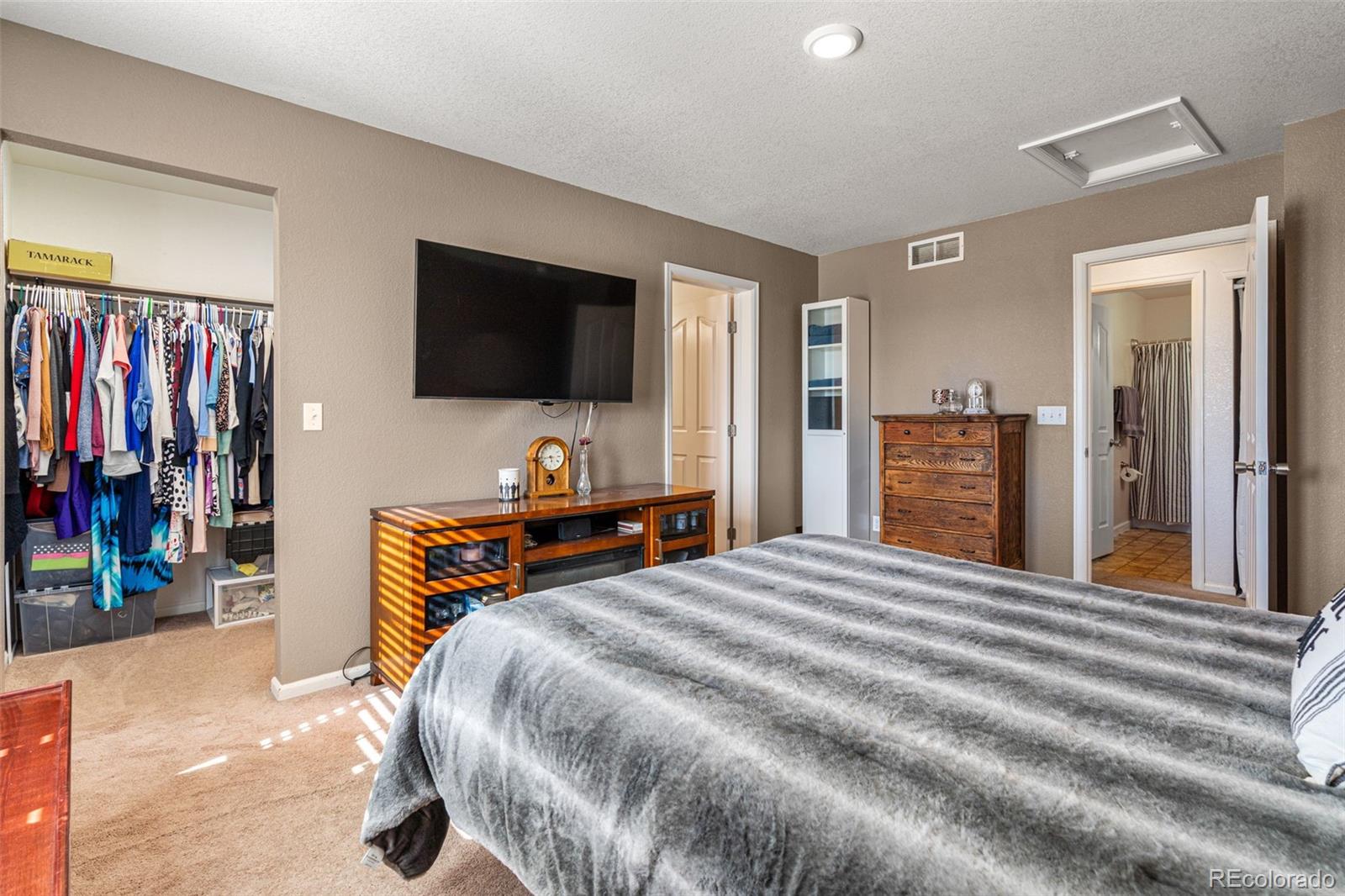 MLS Image #27 for 19525  robins drive,denver, Colorado