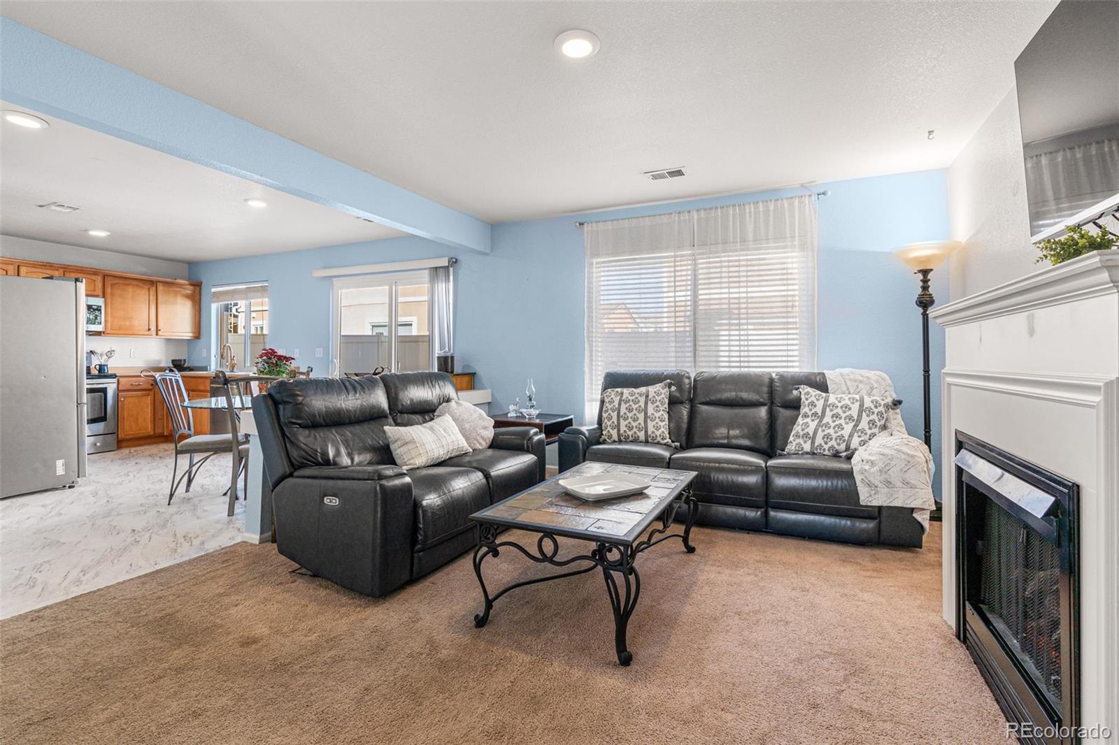 MLS Image #5 for 19525  robins drive,denver, Colorado