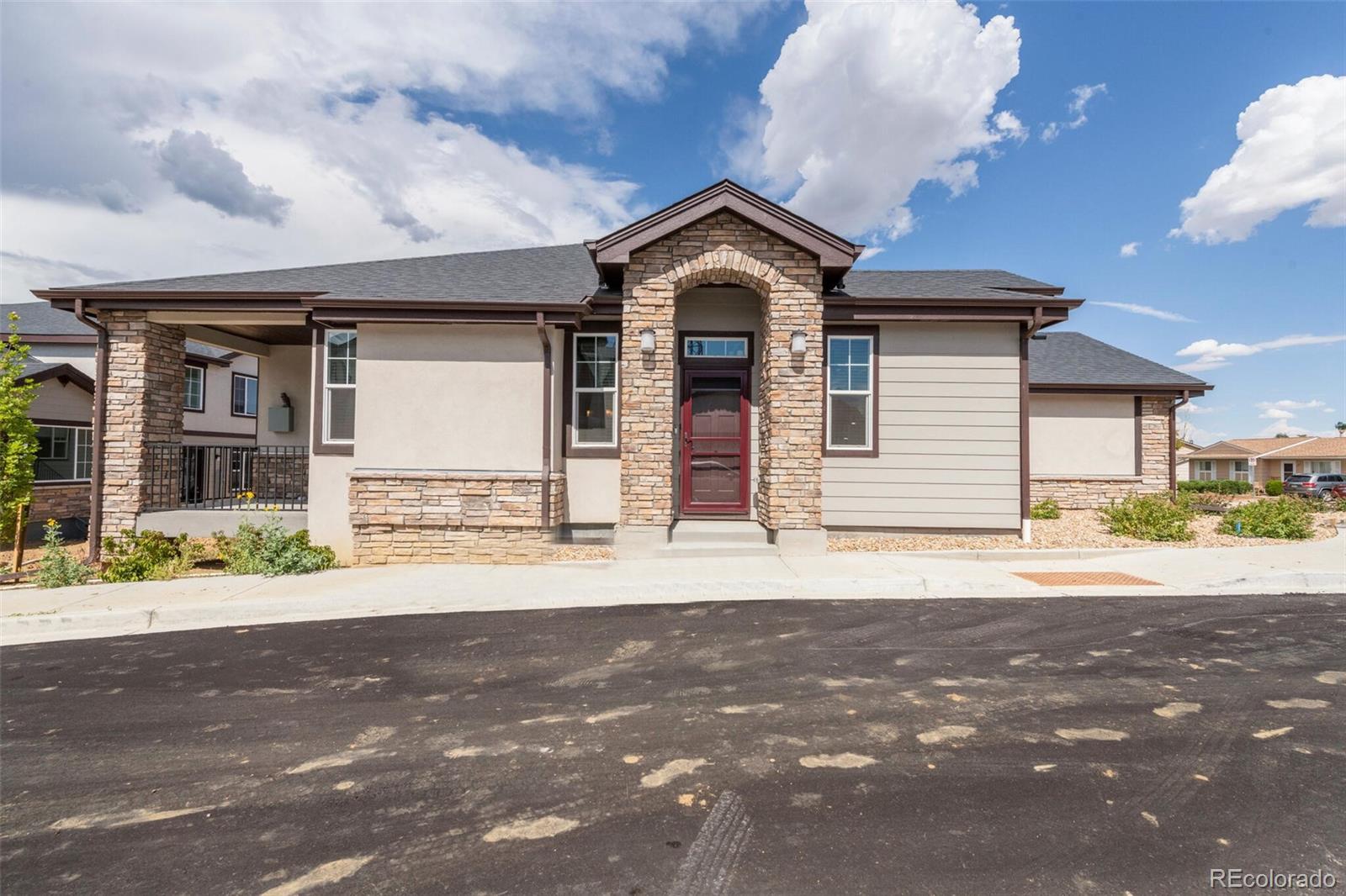 MLS Image #5 for 1851 s helena street,aurora, Colorado