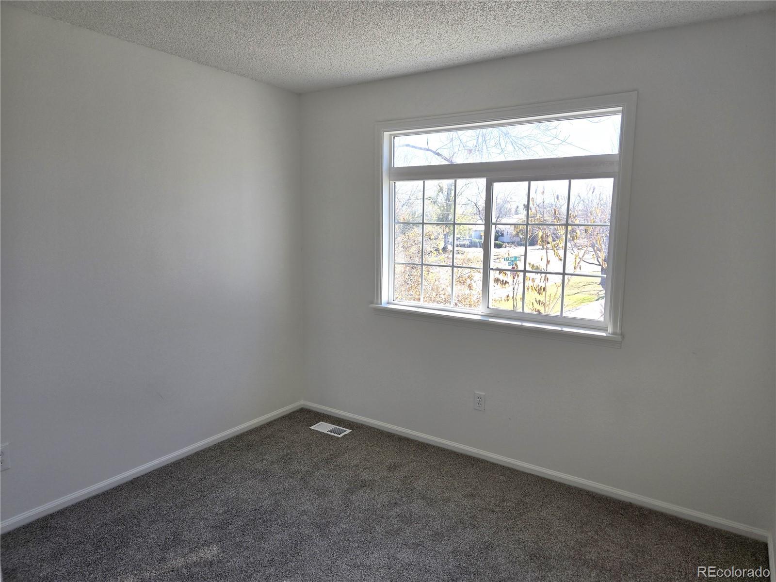 MLS Image #14 for 1602  ervine avenue,longmont, Colorado