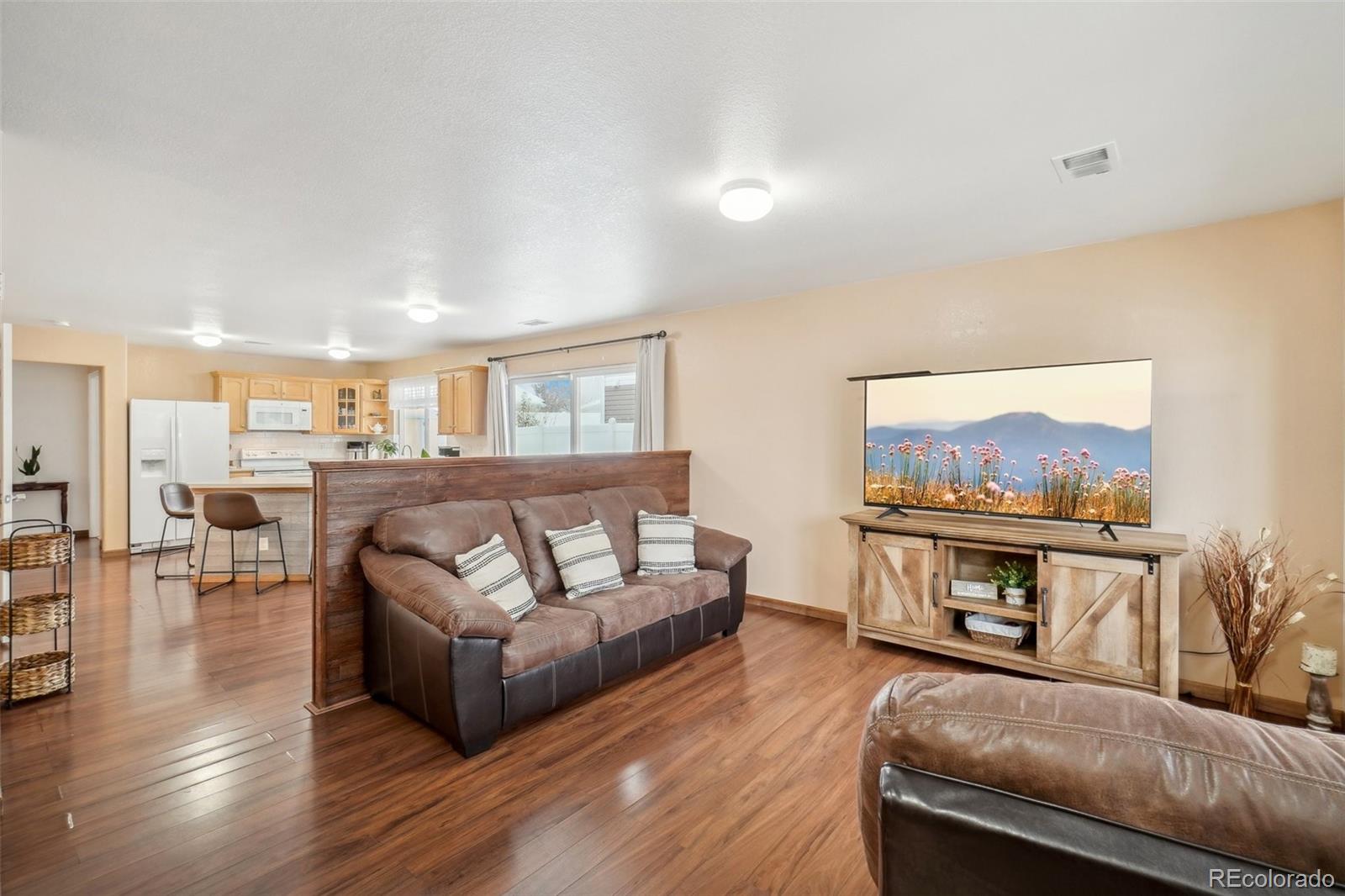 MLS Image #3 for 5066  ensenada street,denver, Colorado