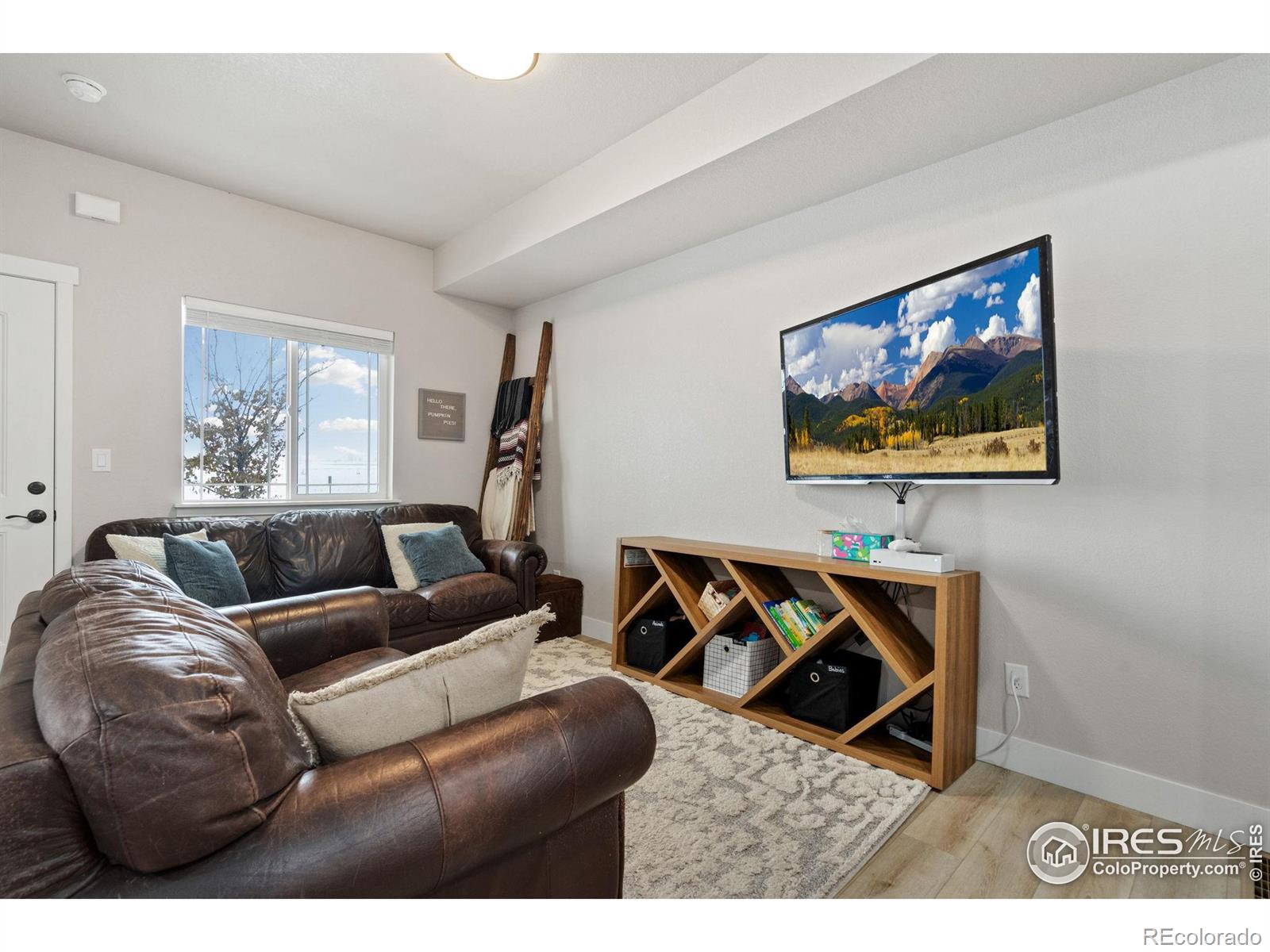 MLS Image #3 for 1760  westward circle,eaton, Colorado