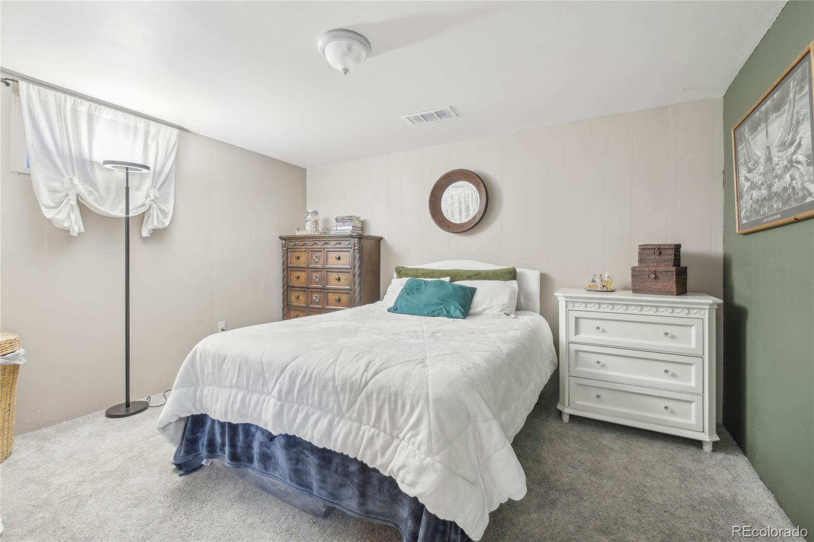 MLS Image #25 for 2924 s zurich court,denver, Colorado