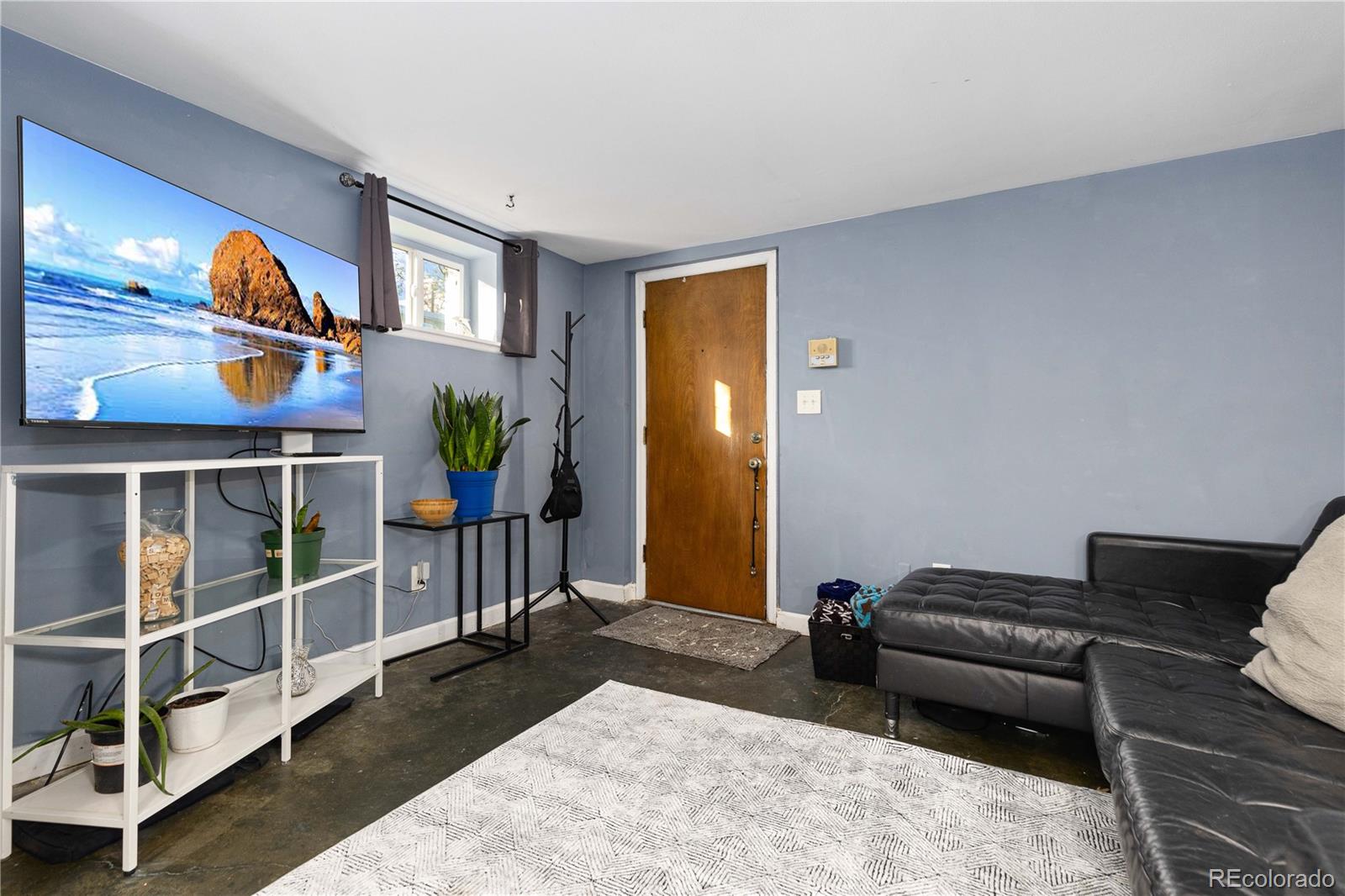 MLS Image #4 for 1310 n corona street,denver, Colorado