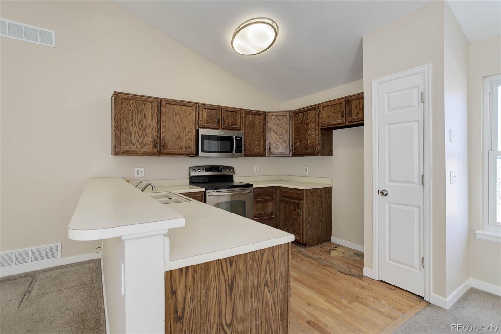 MLS Image #3 for 19511 e bails place,aurora, Colorado