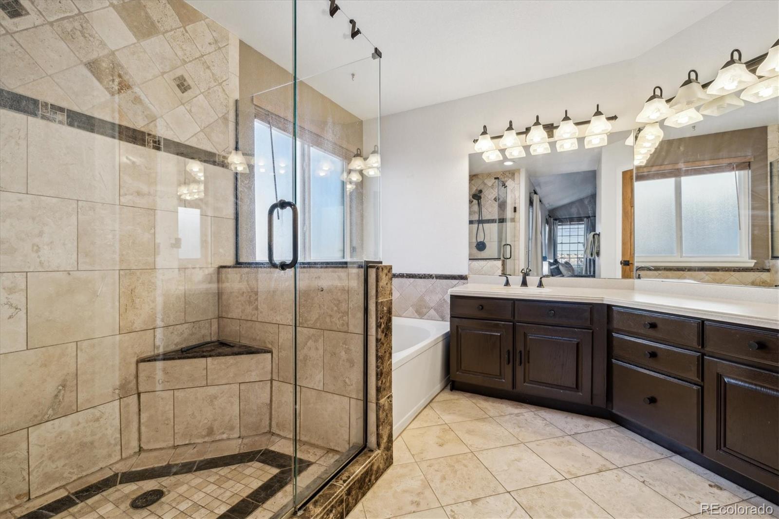 MLS Image #18 for 3908 s lisbon way,aurora, Colorado