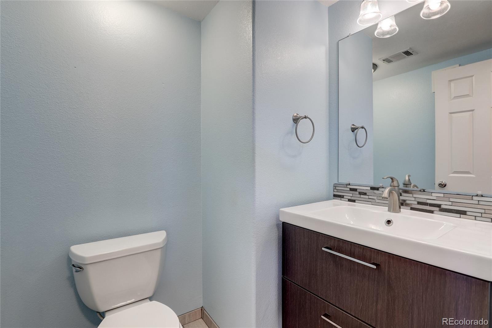 MLS Image #11 for 1535 s florence way,aurora, Colorado