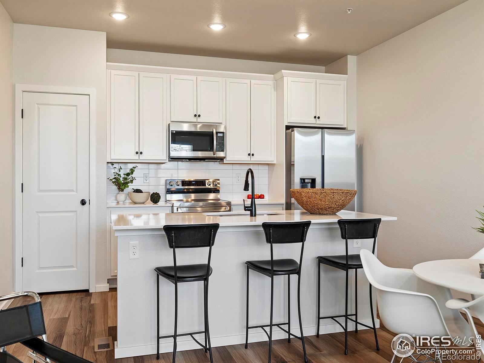 MLS Image #8 for 2110  setting sun drive,windsor, Colorado