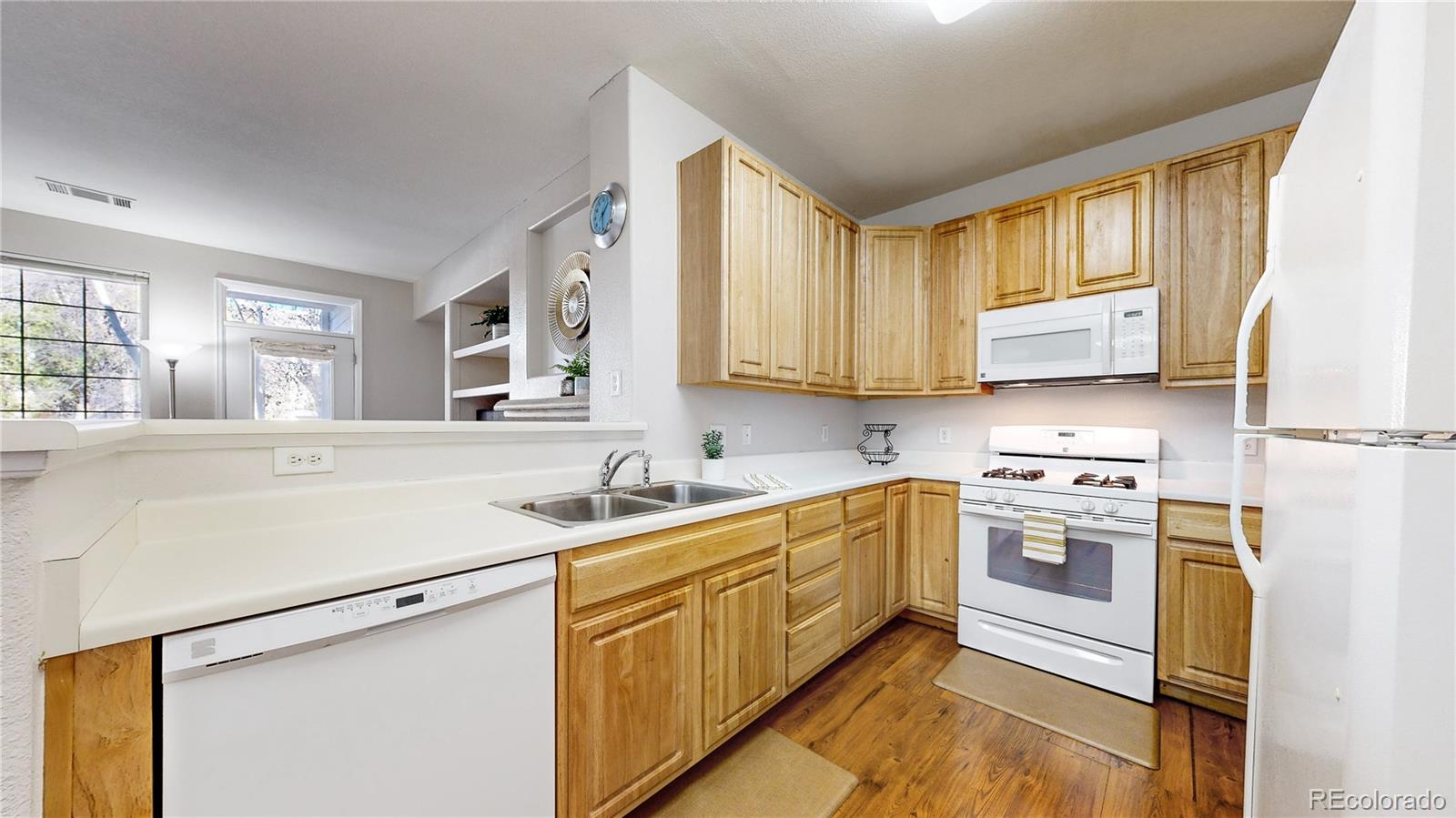 MLS Image #7 for 10417 w hampden avenue 1,lakewood, Colorado