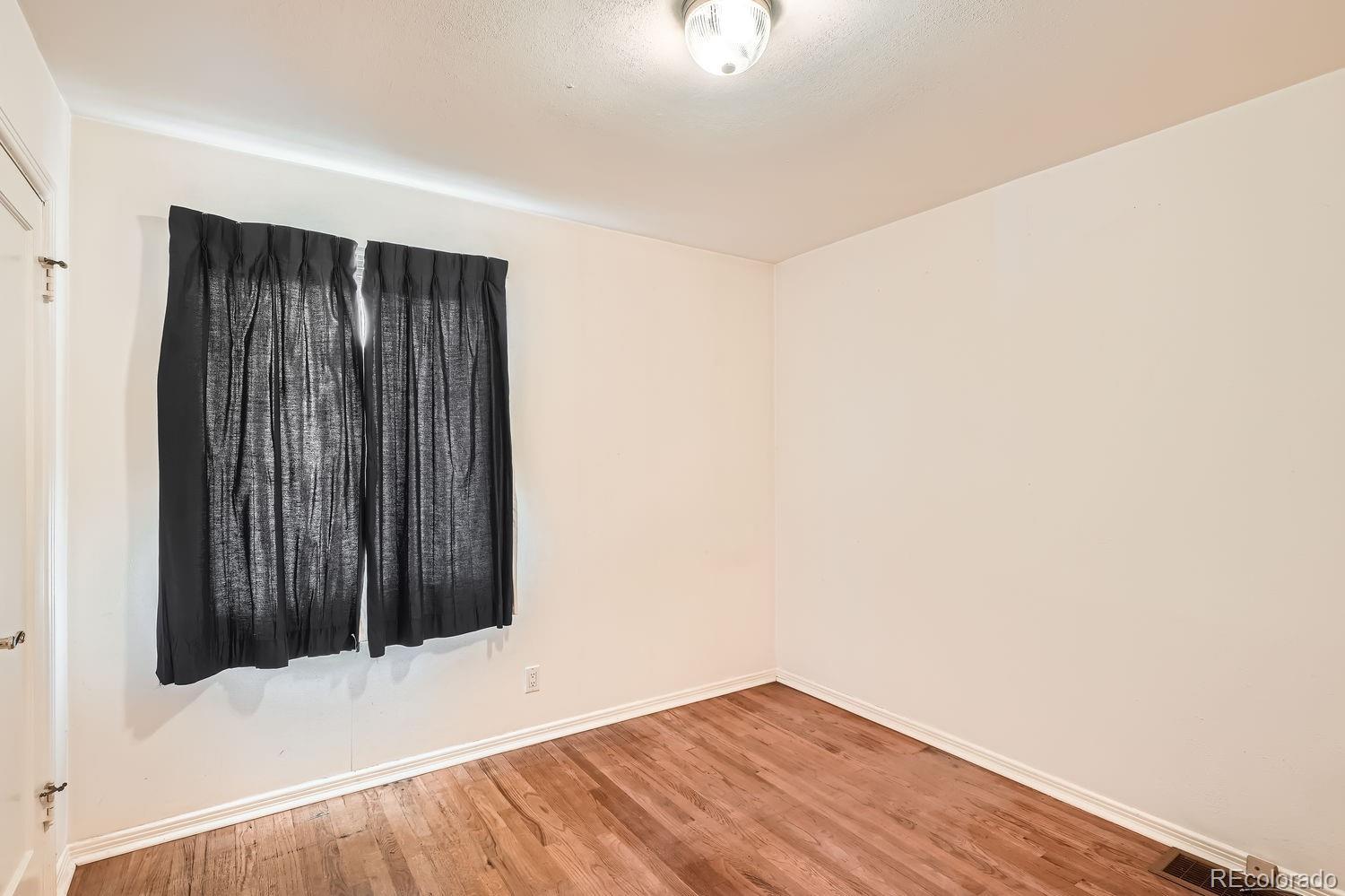 MLS Image #9 for 3460 s eudora street,denver, Colorado