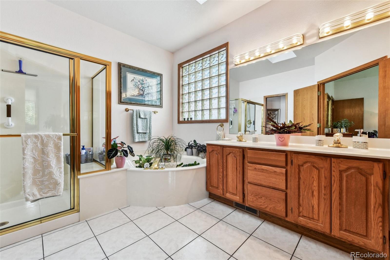 MLS Image #14 for 6284 w flora place,denver, Colorado