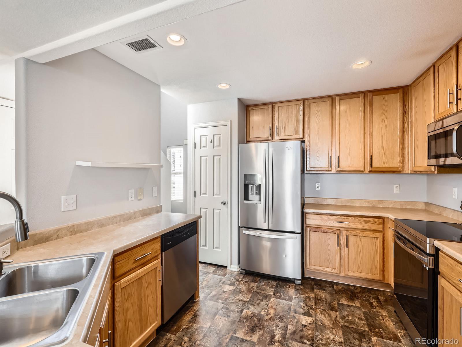 MLS Image #10 for 5888  biscay street,denver, Colorado