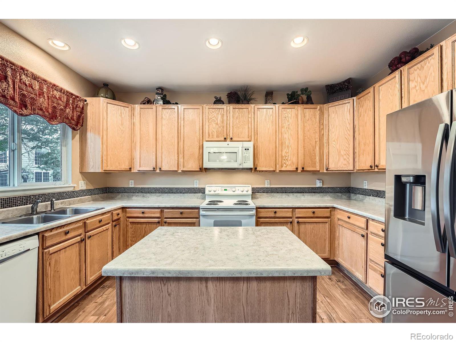 MLS Image #7 for 1028  morning dove drive,longmont, Colorado