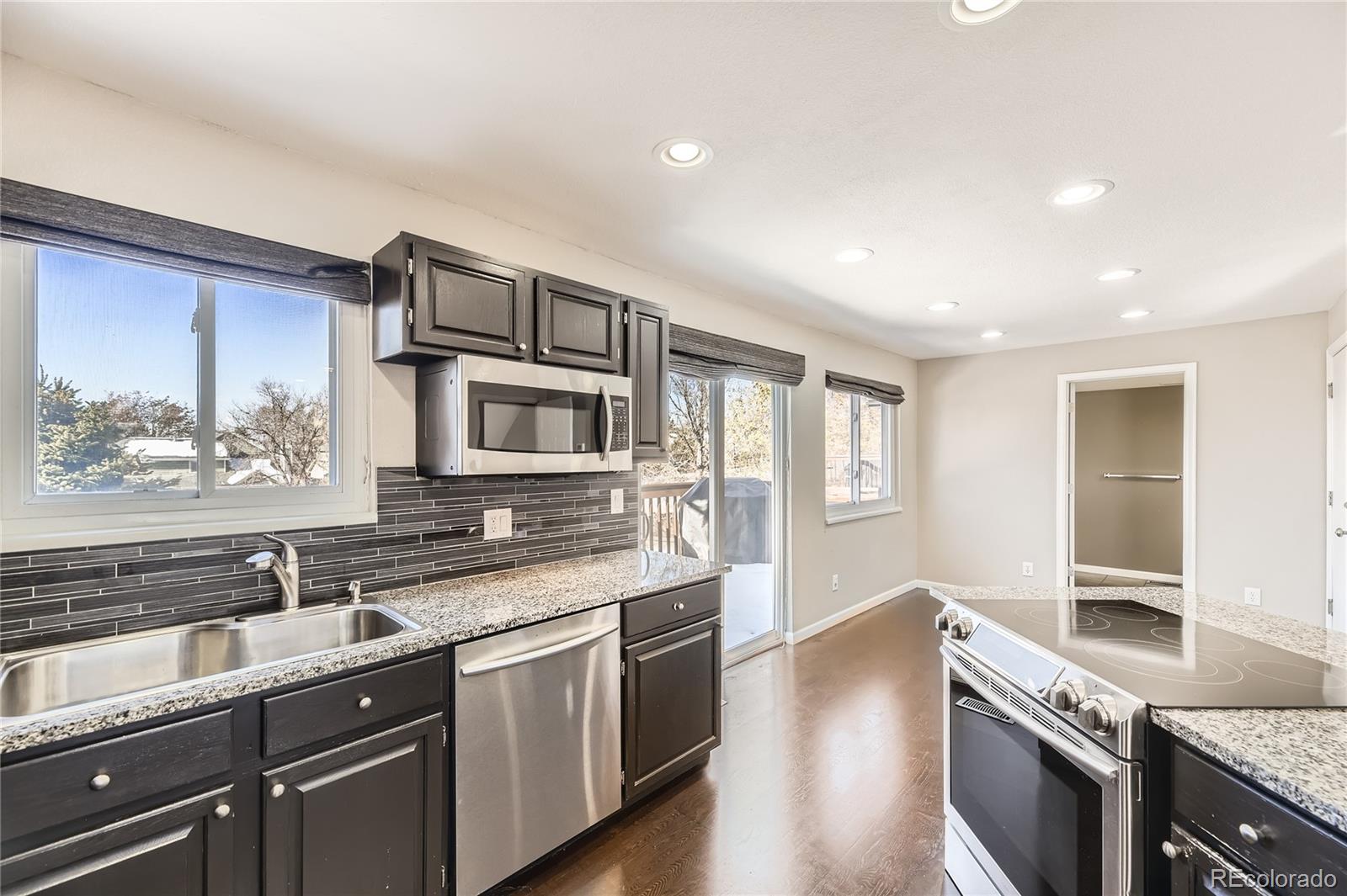 MLS Image #13 for 9451  burlington lane,highlands ranch, Colorado