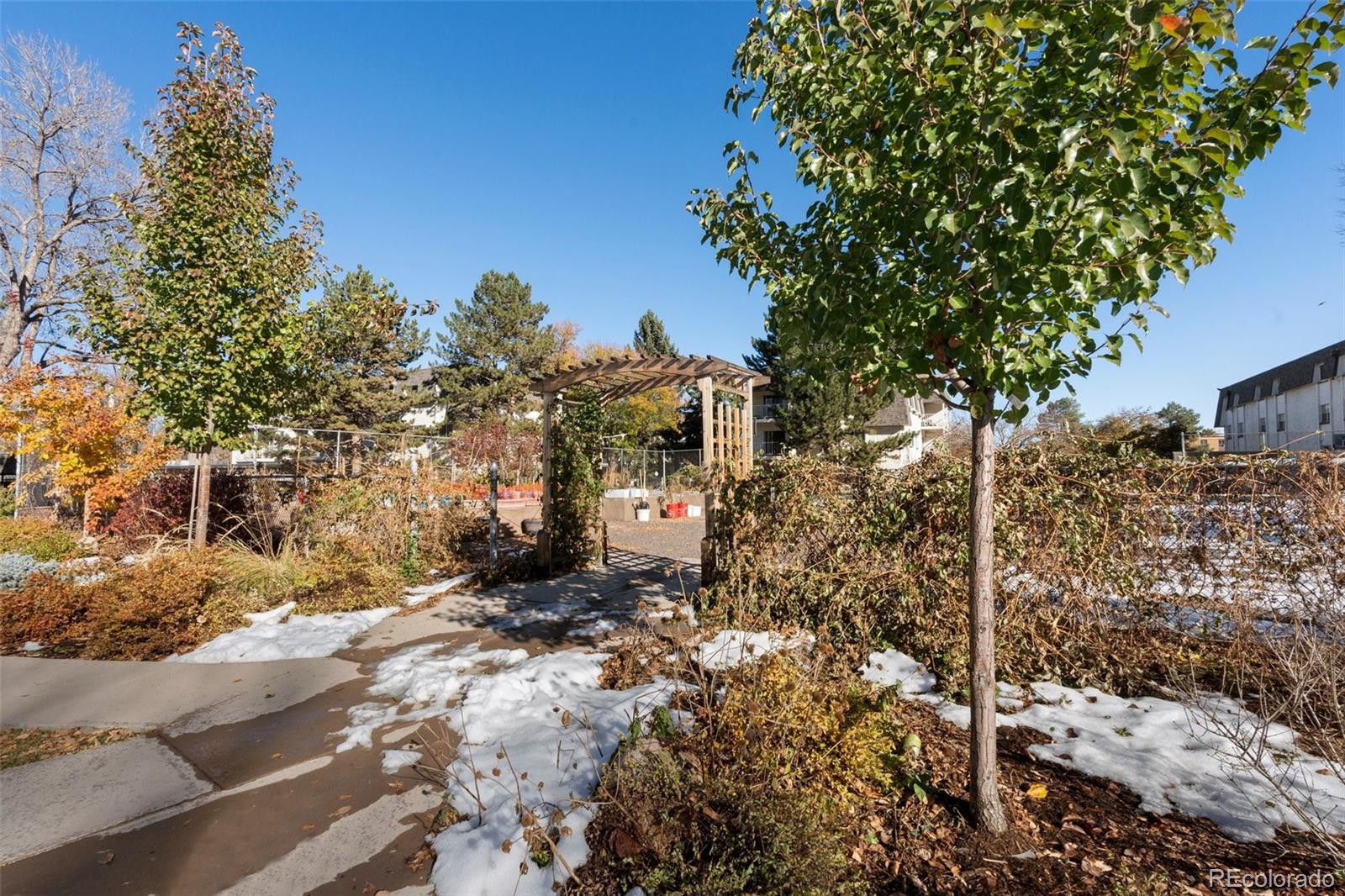 MLS Image #23 for 5995 e iliff avenue,denver, Colorado